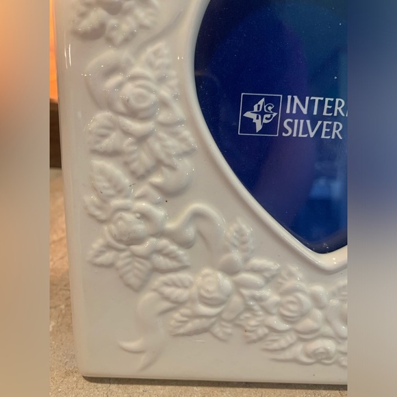 International Silver Company Ceramic Heart Photo Frame 3 1/2"x 5" Photo - Picture 4 of 9